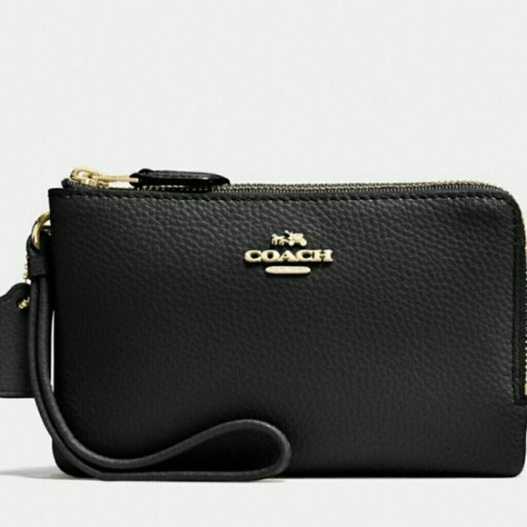 Coach Handbags - {SOLD}❤️COACH LEATHER DOUBLE ZIP WRISTLET ❤️❤️‍